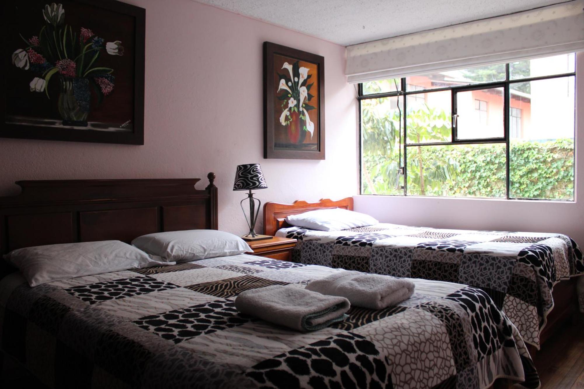 Casa De Tulia * Quito